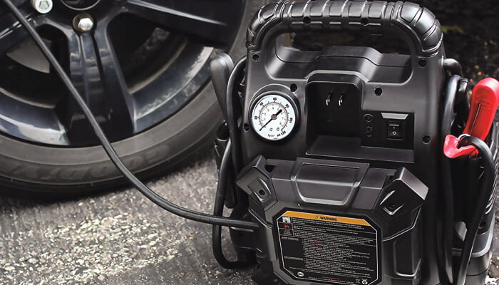 Best-Portable-Car-Battery-Jump-Starter-With-Air-Compressor