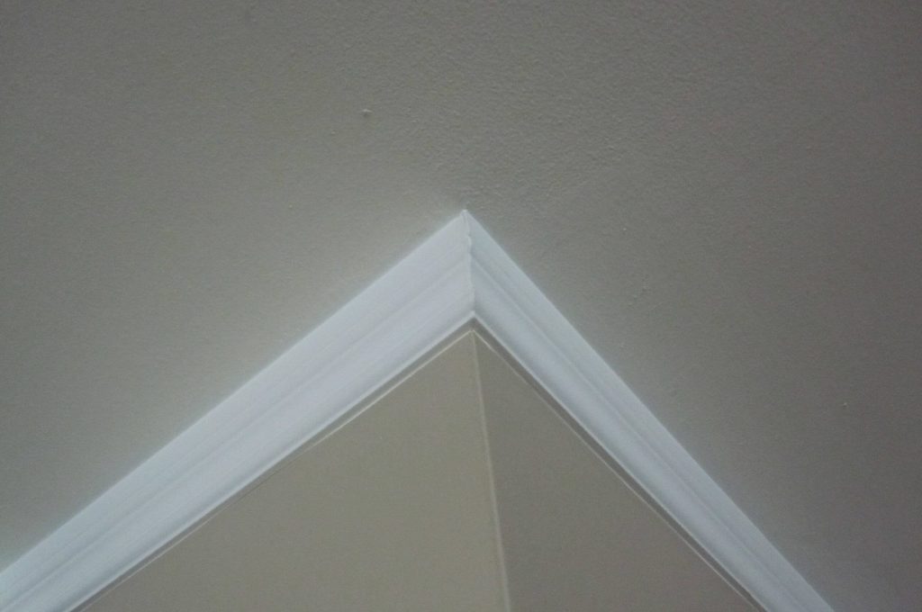 BASIC CROWN MOLDING